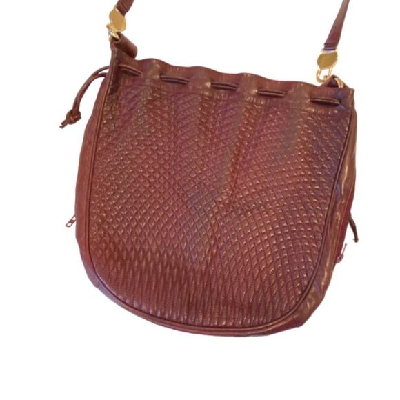 1163 Vintage New Bally Genuine Leather Crossbody Quilted Maroon Bag - Picture 2 of 10